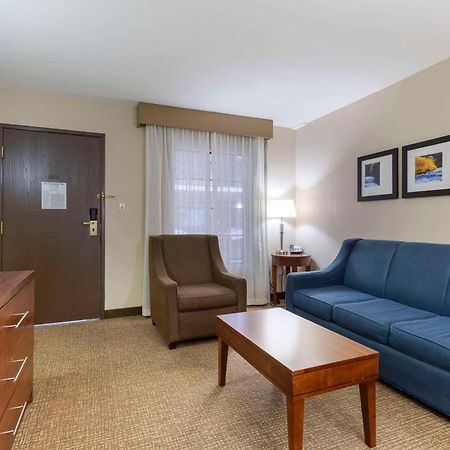 Comfort Suites Near Potomac Mills Woodbridge Zewnętrze zdjęcie