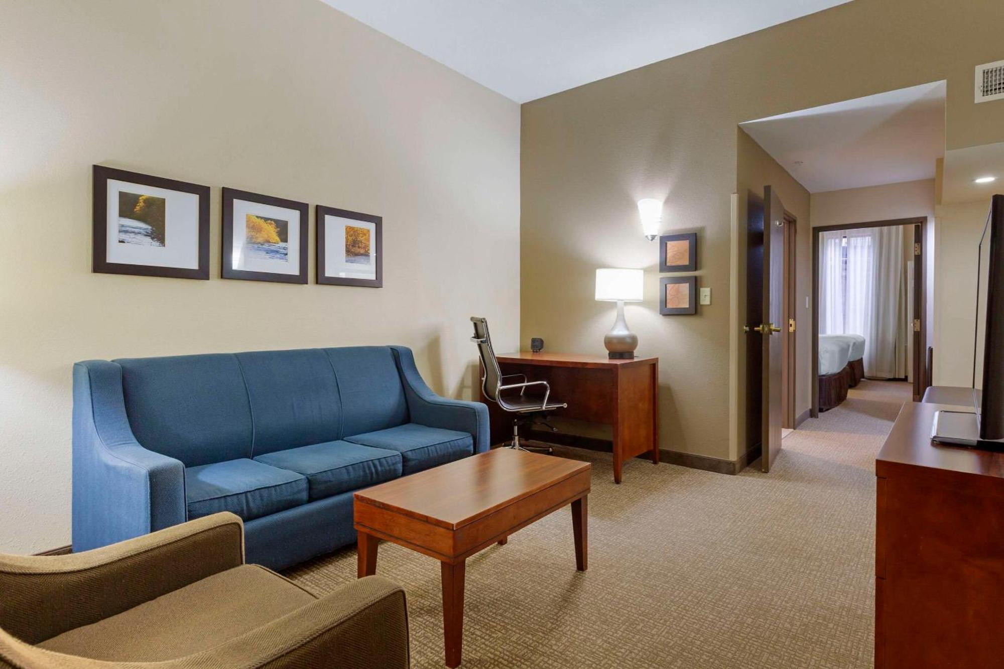 Comfort Suites Near Potomac Mills Woodbridge Zewnętrze zdjęcie